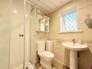 Photo 9- click for photo gallery